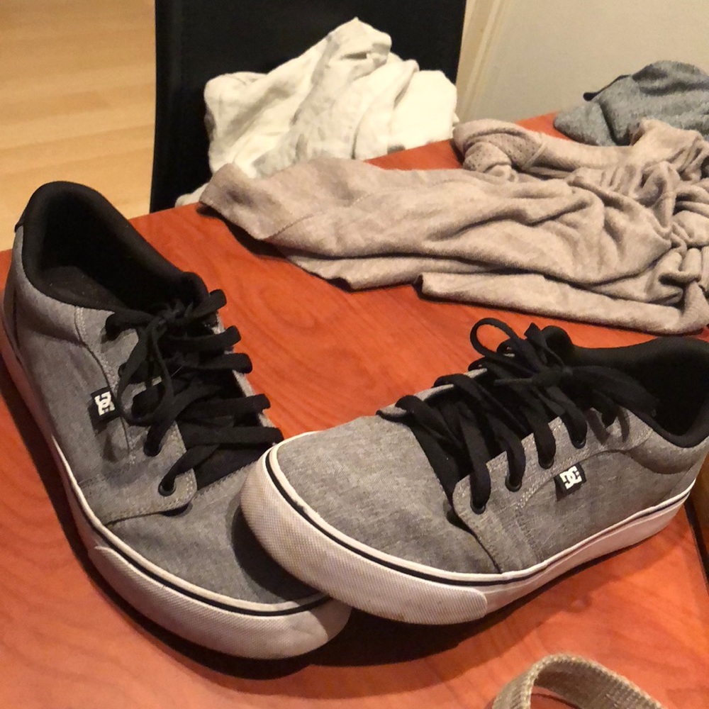 Dc men’s shoes